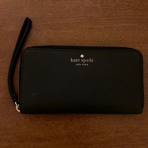 Kate Spade black/gold zipper wallet
